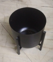 6/6 Inch Metal indoor pot  